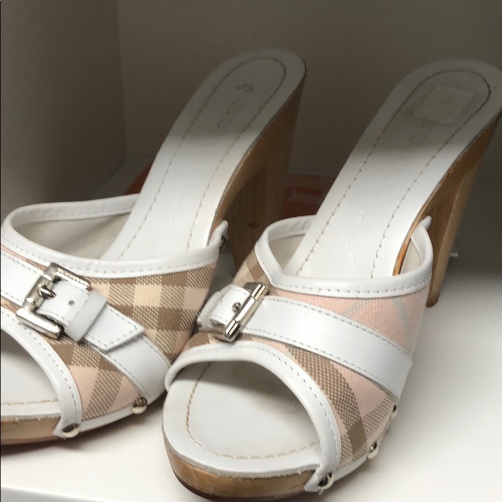 Burberry heels